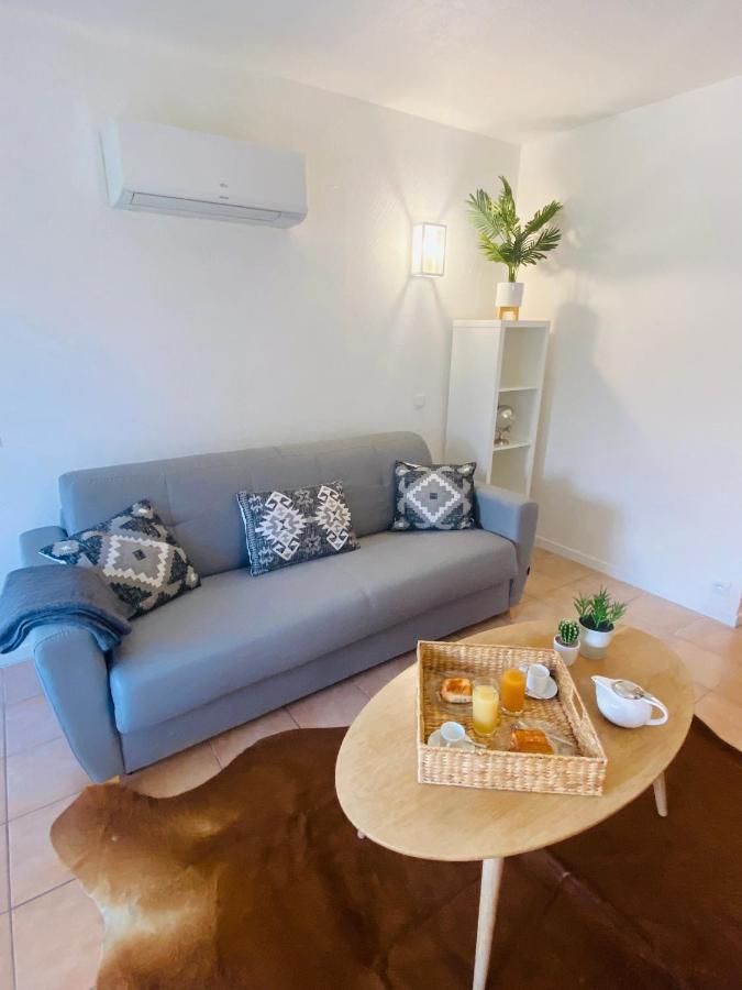 Appart Dans Residence Avec Piscine A Arles Kültér fotó
