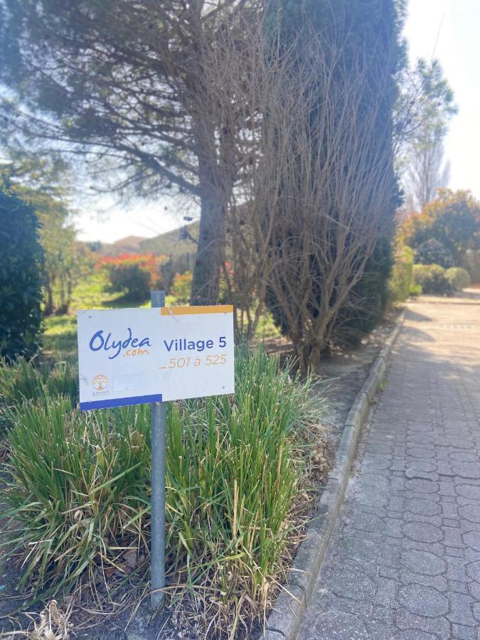 Appart Dans Residence Avec Piscine A Arles Kültér fotó